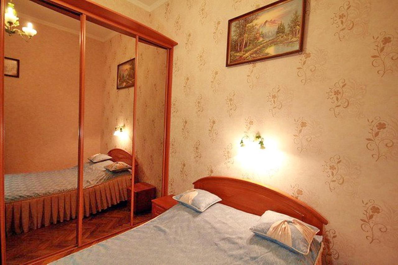 Park And Opera Apartments إلفيف المظهر الخارجي الصورة