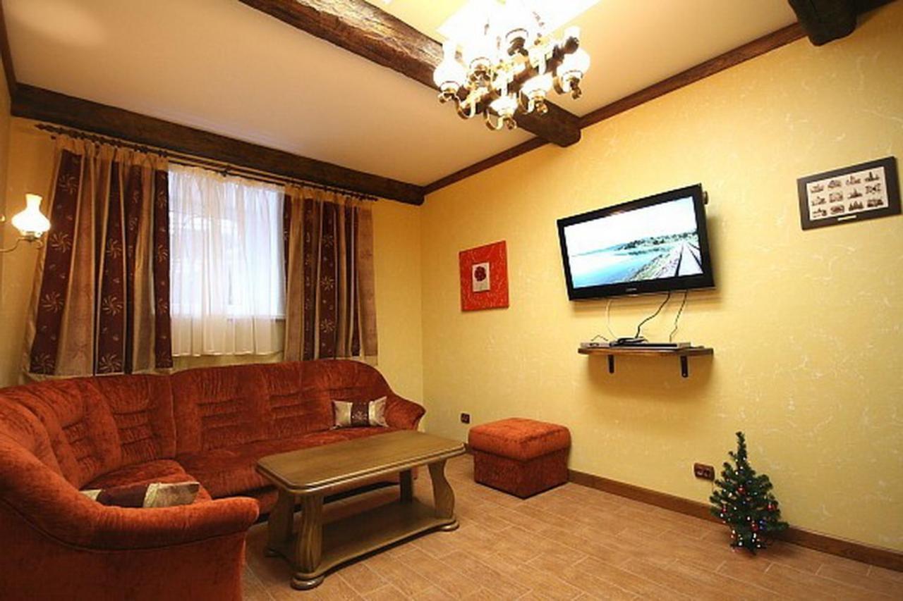 Park And Opera Apartments إلفيف المظهر الخارجي الصورة