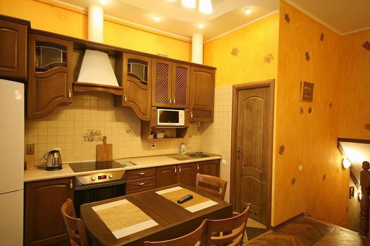 Park And Opera Apartments إلفيف المظهر الخارجي الصورة
