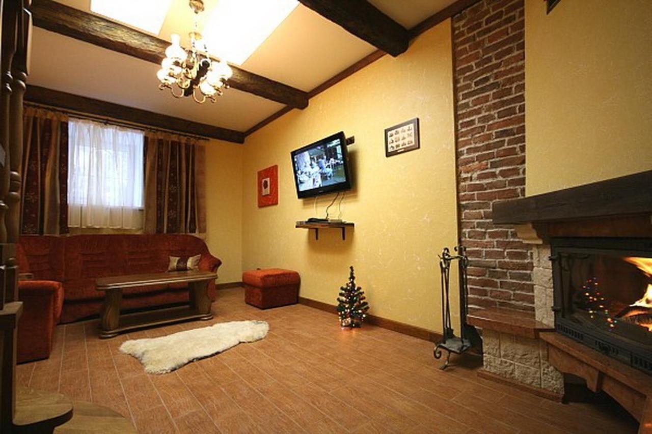 Park And Opera Apartments إلفيف المظهر الخارجي الصورة